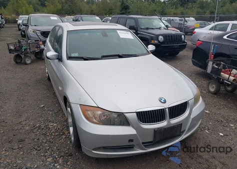 2006 BMW 330I z USA, uszkodzony, nr VIN WBAVB33576AZ86541